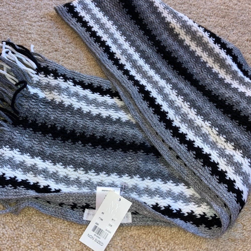 ny&c scarf